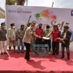 Pepeling Karawang Serahkan Elang Bido ke BKSDA Jabar