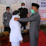 Bupati Subang H.Ruhimat Resmi Lantik Kepala Desa Terpilih Neneng Haulia.
