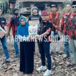 Bentuk Kepedulian Ormas Pemuda Pancasila PAC Tegalwaru Bagikan Paket Sembako Kepada Korban Kebakaran Di Wilayah Desa Cintalanggeng