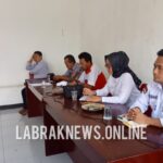 Pemerintah Desa Cintaasih Gelar Rapat Minggon Rutin, Mengevaluasi kinerja Pelayanan Masyarakat 