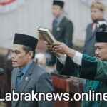 H.Budianto SH. Hari Ini Telah Resmi di Lantik, Dalam Rapat Paripurna Istimewa DPRD Kabupaten Karawang, Menggantikan Pendi Anwar.