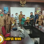 Kades Usul Masa Jabatan Jadi 9 Tahun, Ketua DPRD Karawang Tegaskan Hal Ini