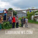 PENGAMANAN PEMILIHAN RW OLEH BHABINKAMTIBMAS POLSEK PURWASARI POLRES KARAWANG