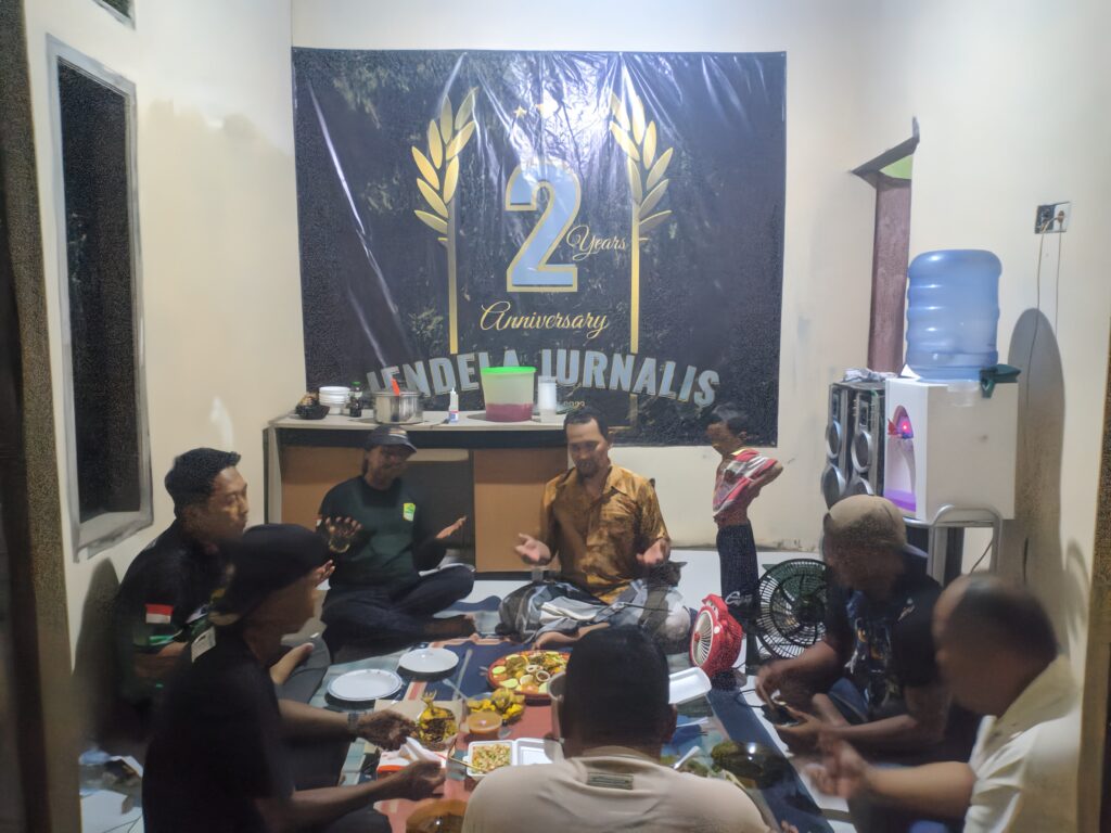 Poto: Syukuran 2th Anniversary media jendela jurnalis